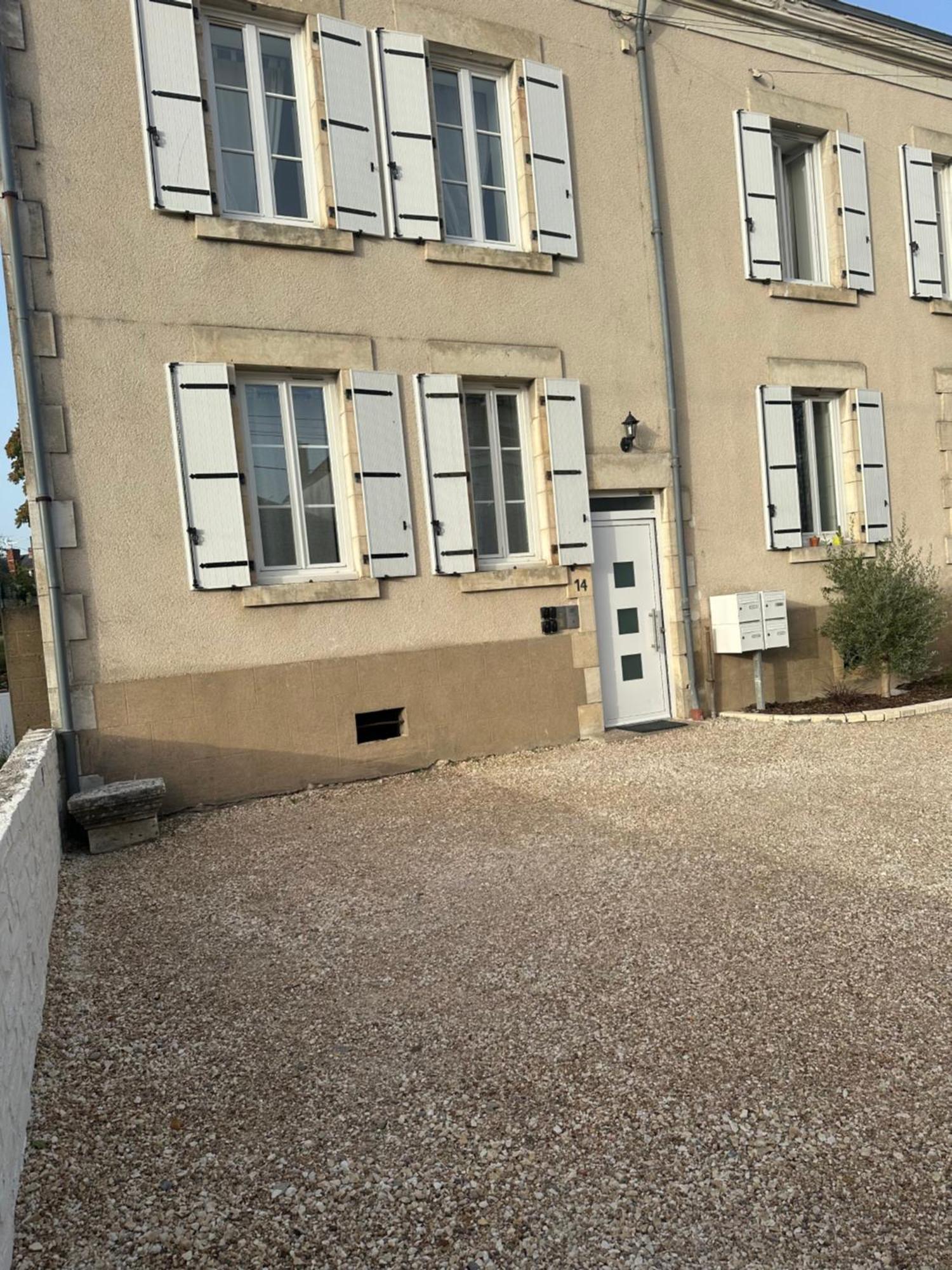 Le Jean Jaures Arrivee Autonome Lägenhet Vierzon Exteriör bild